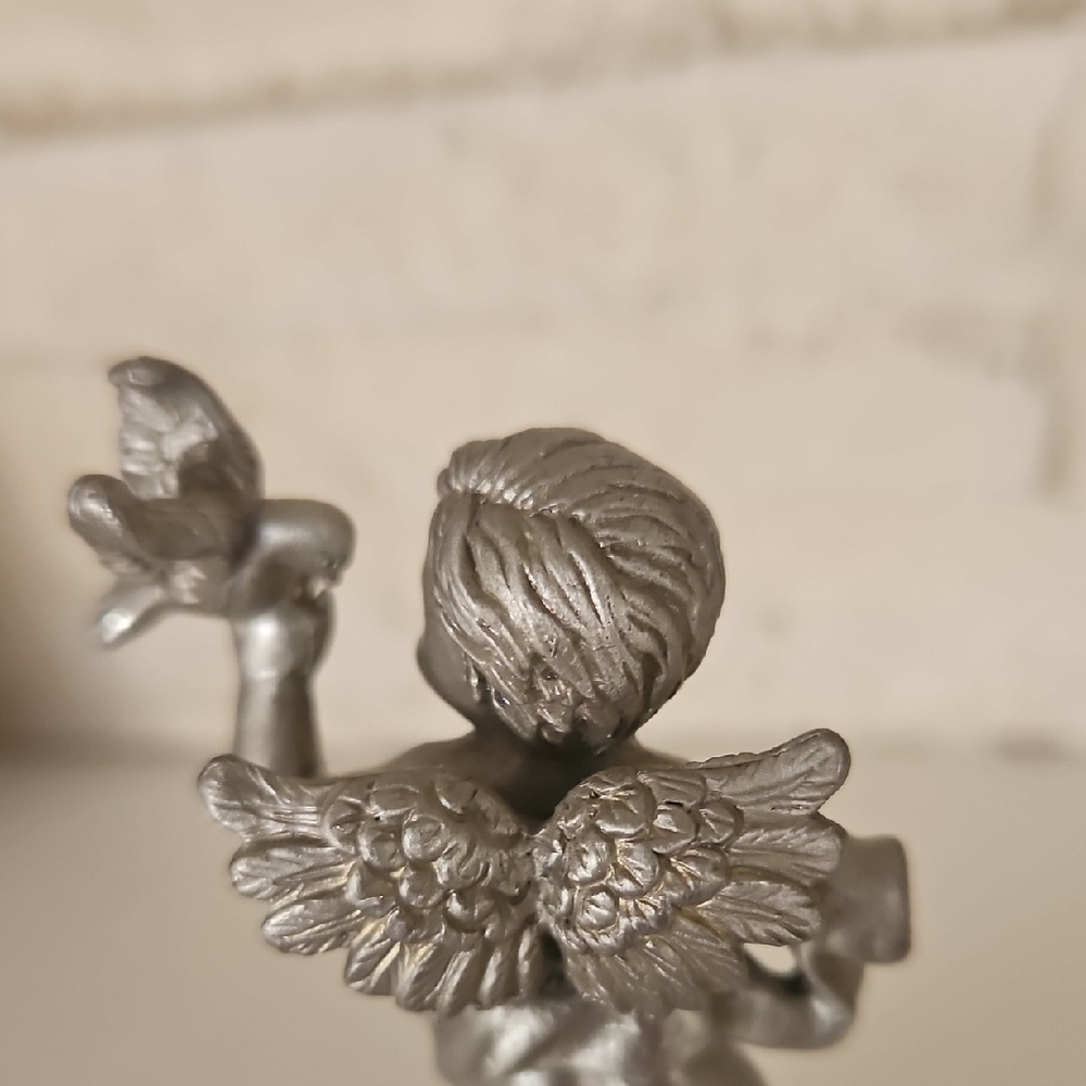 Vintage Pewter Cherub Angel Holding A Dove Figure. - Picture 6 of 12